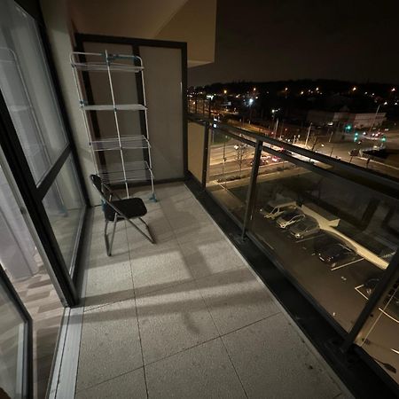 Agreable 2 Pieces Avec Balcon Et Parking Transports By Immo Kit Bnb 사르셀레스 외부 사진