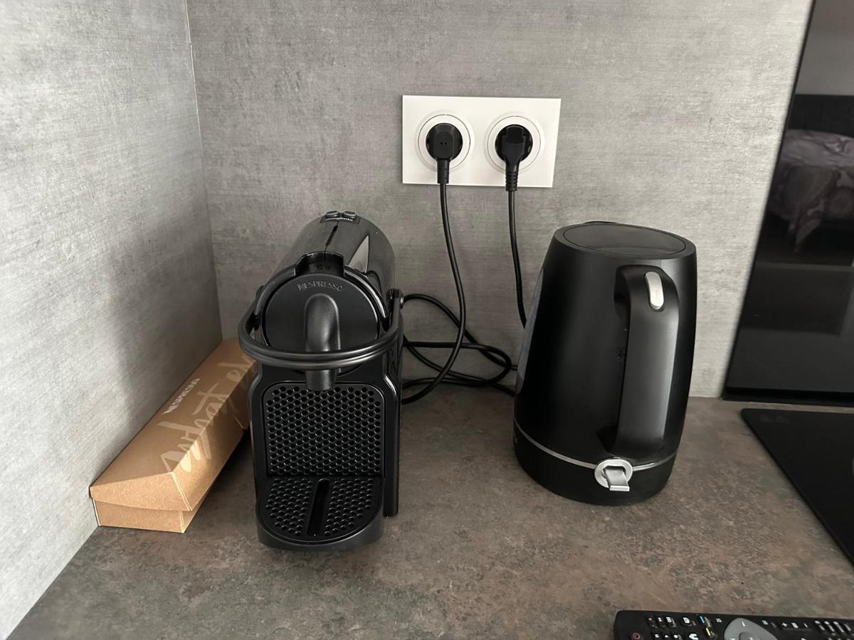 Agreable 2 Pieces Avec Balcon Et Parking Transports By Immo Kit Bnb 사르셀레스 외부 사진