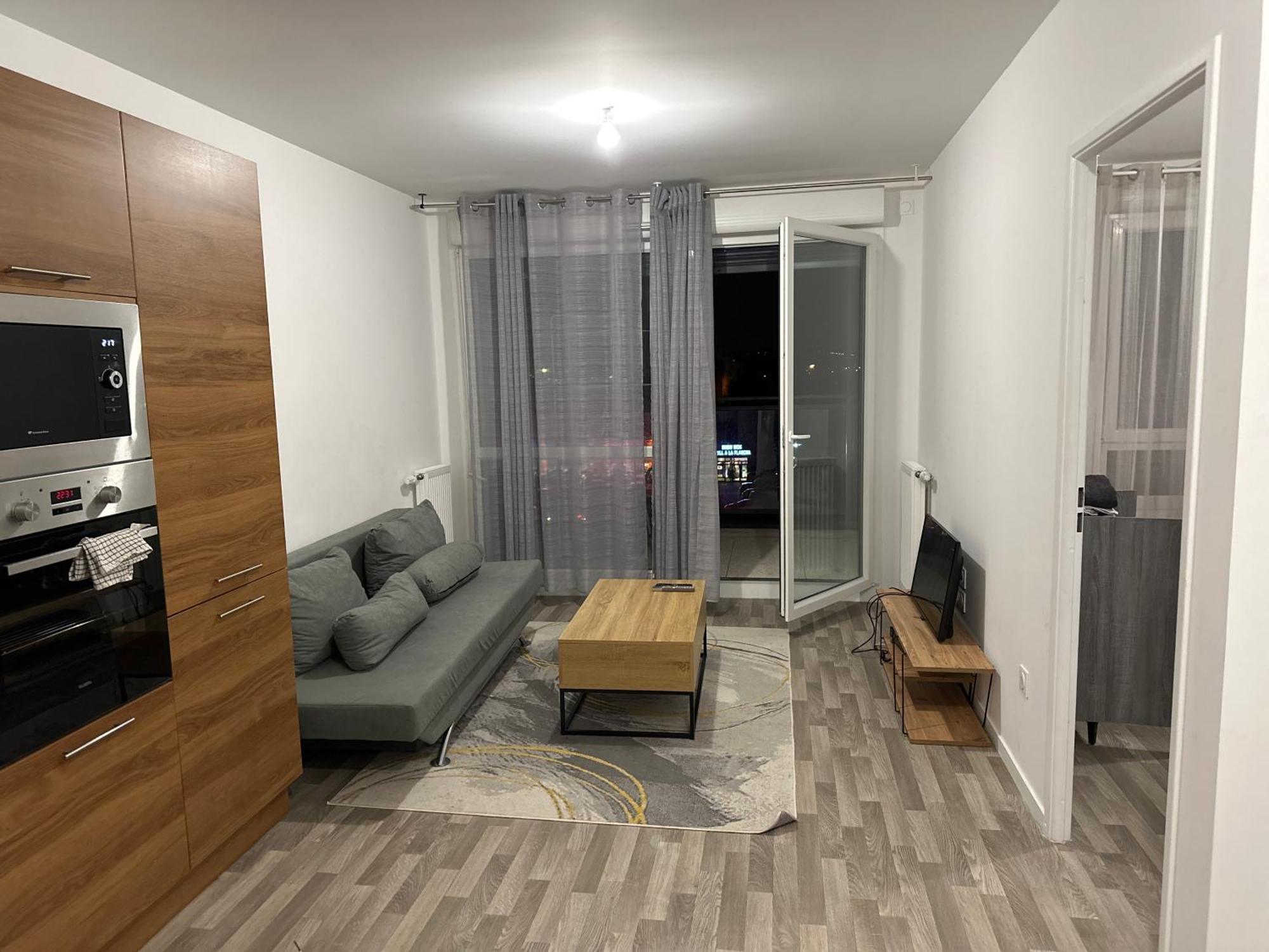 Agreable 2 Pieces Avec Balcon Et Parking Transports By Immo Kit Bnb 사르셀레스 외부 사진